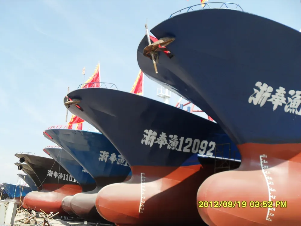 Finished fishing boat hulls with marine anti-corrosion polyurea coating