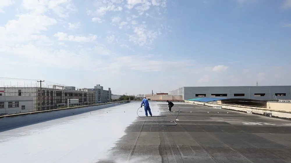 Old waterproofing layer overlay renovation with hand-applied polyurea coating